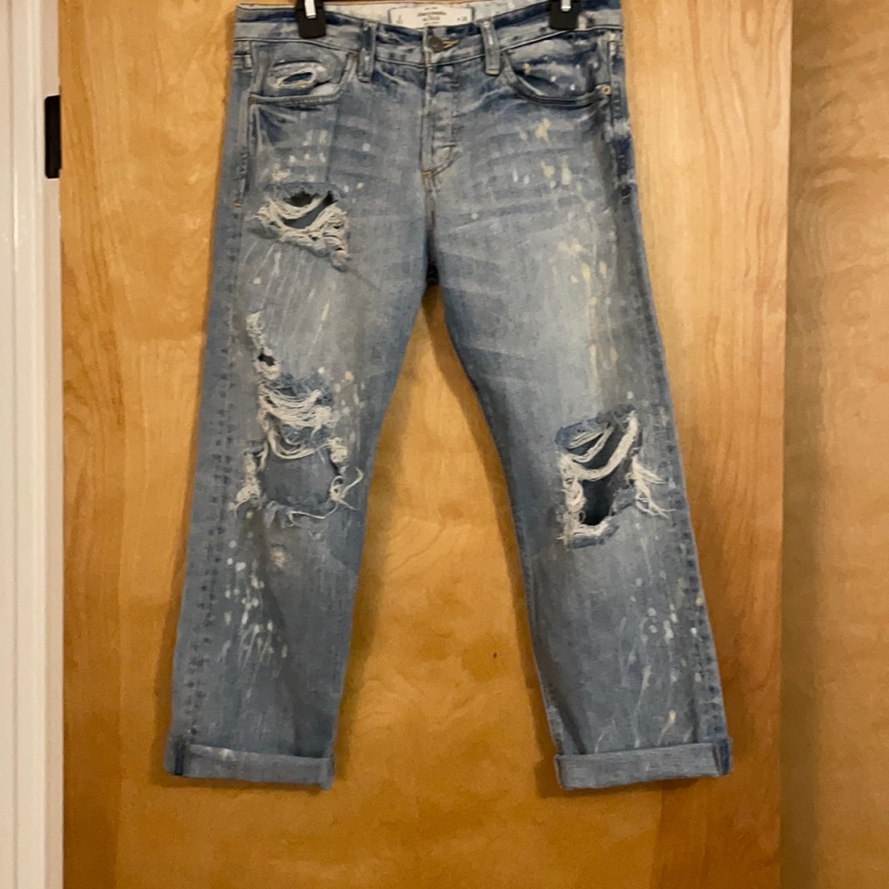 Boyfriend cut ripped faded jeans
